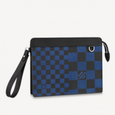 LOUIS VUITTON 루이비통 스탠딩 클러치백